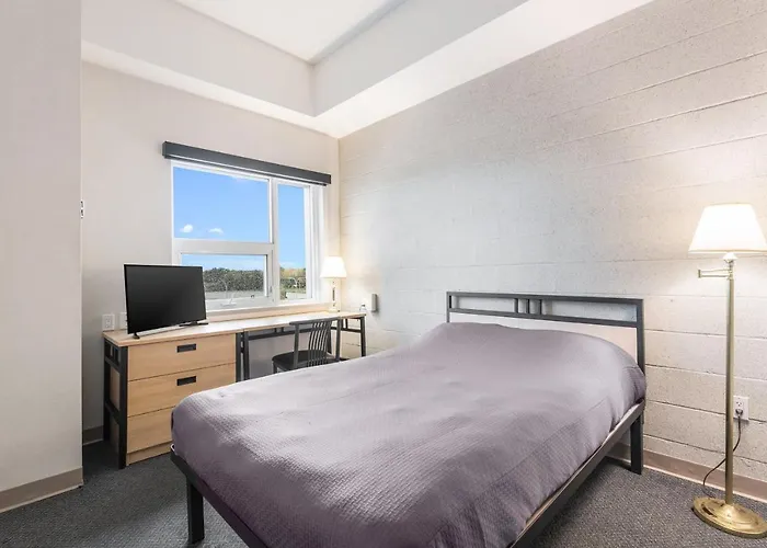 Residence & Conference Centre - Hamilton